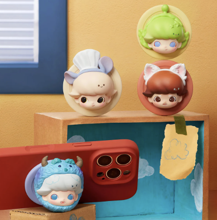 Hirono x Leah Dou In The Air Figurine — HIRONO | Shelfd